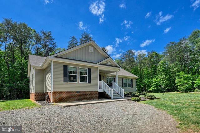 1176 SIGNBOARD RD, Bumpass, VA 23024