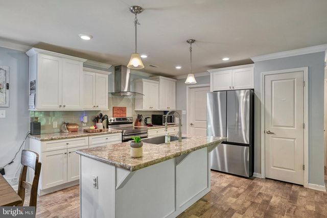 1176 SIGNBOARD RD, Bumpass, VA 23024