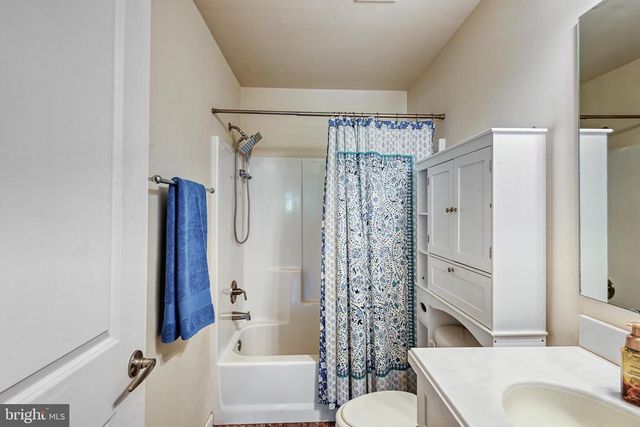 1176 SIGNBOARD RD, Bumpass, VA 23024