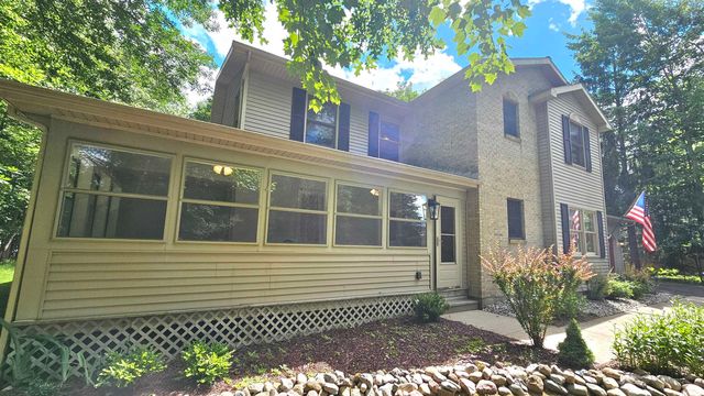 1985 S Haven Drive, Gladwin, MI 48624