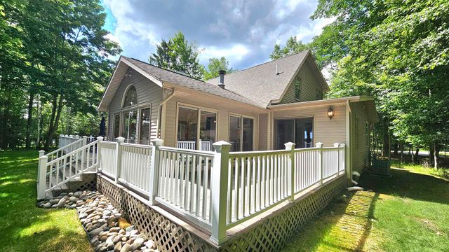 1985 S Haven Drive, Gladwin, MI 48624