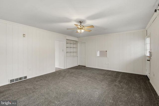 2301 EDGEWOOD RD, Harrisburg, PA 17104