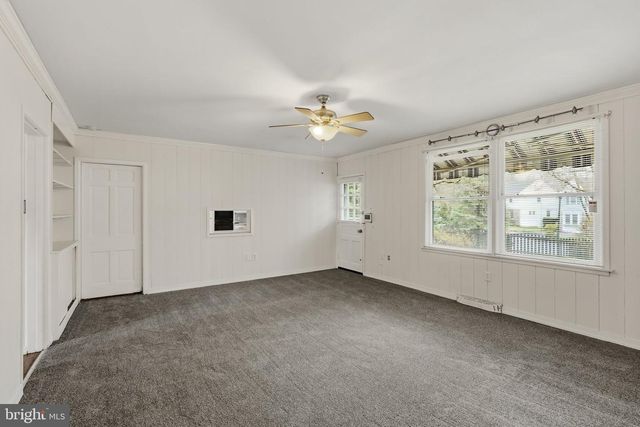 2301 EDGEWOOD RD, Harrisburg, PA 17104