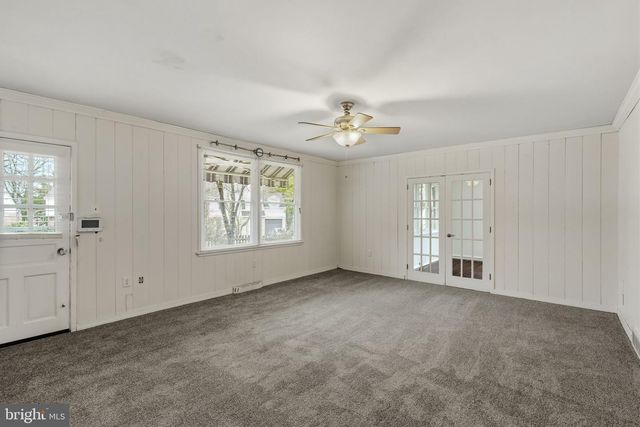 2301 EDGEWOOD RD, Harrisburg, PA 17104