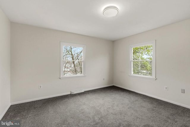 2301 EDGEWOOD RD, Harrisburg, PA 17104