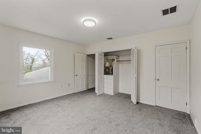 2301 EDGEWOOD RD, Harrisburg, PA 17104