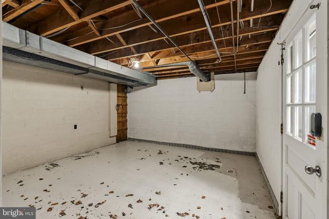 2301 EDGEWOOD RD, Harrisburg, PA 17104