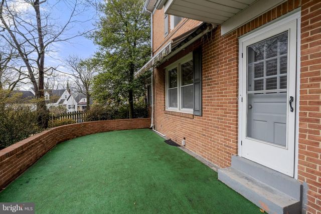 2301 EDGEWOOD RD, Harrisburg, PA 17104