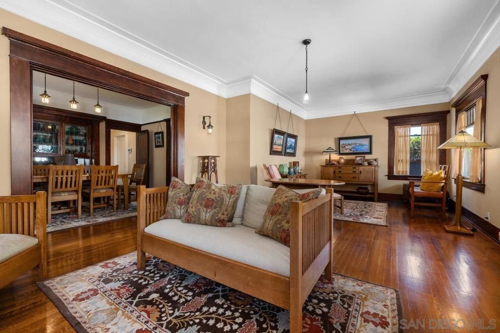 Image 3 of property listing at 3914 Ibis St, San Diego, CA 92103