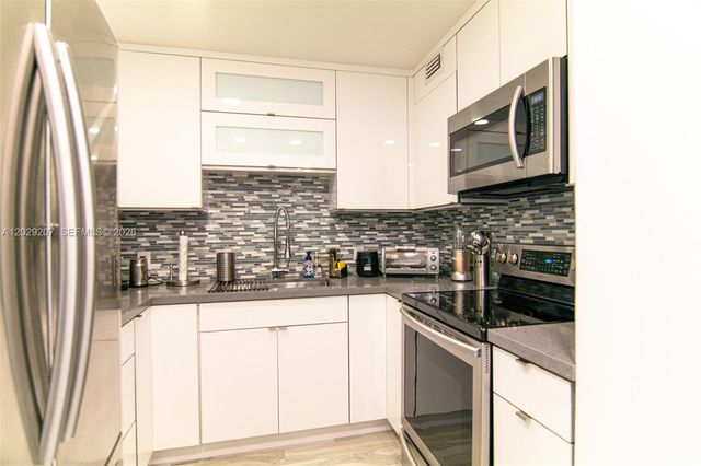 2500 NE 135th Street B508, North Miami, FL 33181