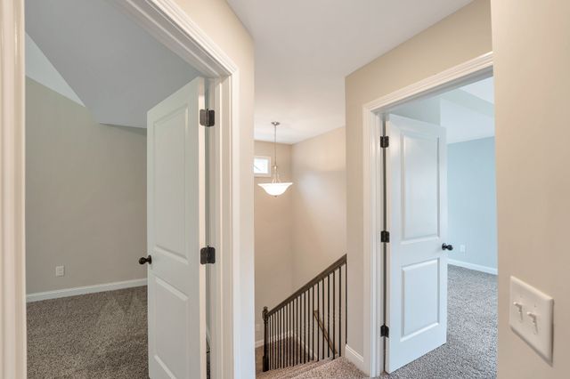 668 Crestone Ct, Clarksville, TN 37042
