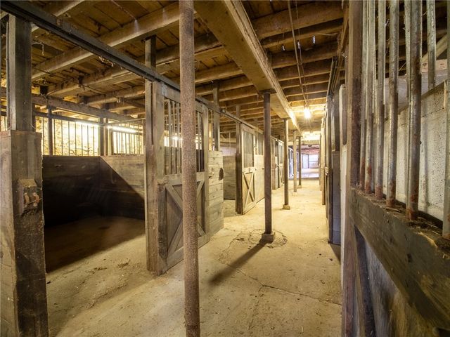 198 Mt View Rd, Donegal, PA 15622