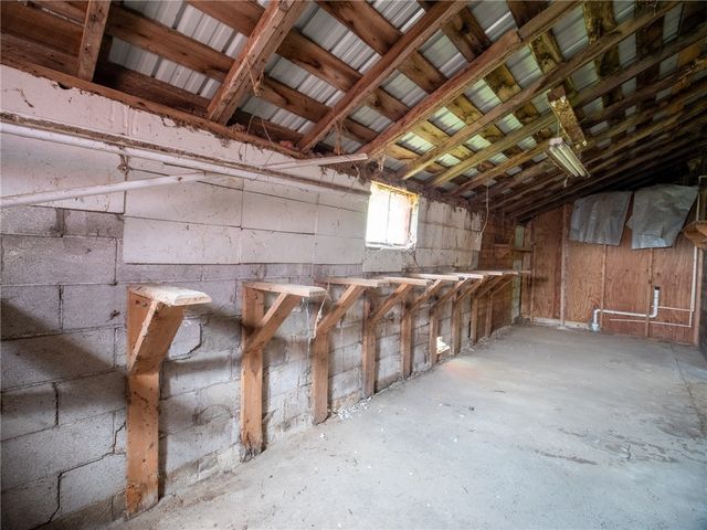 198 Mt View Rd, Donegal, PA 15622