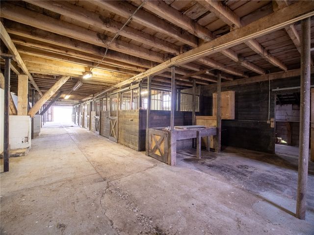 198 Mt View Rd, Donegal, PA 15622