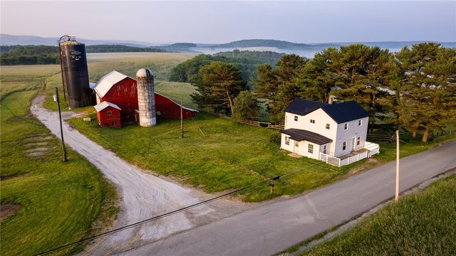 198 Mt View Rd, Donegal, PA 15622