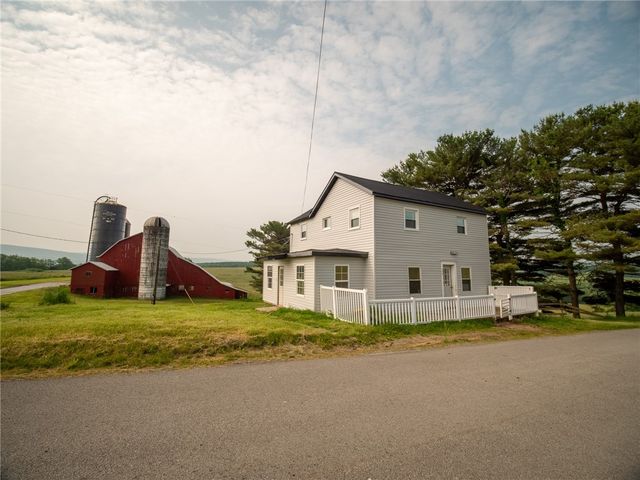 198 Mt View Rd, Donegal, PA 15622