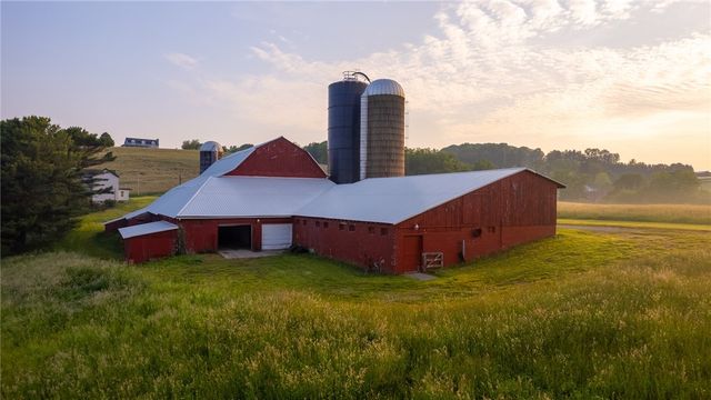 198 Mt View Rd, Donegal, PA 15622
