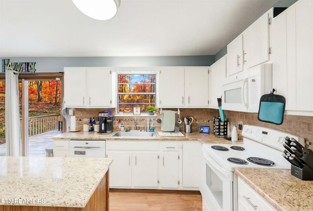 1550 Johnathan Drive, Louisville, TN 37777