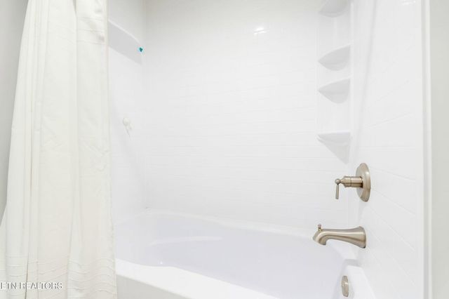 1550 Johnathan Drive, Louisville, TN 37777