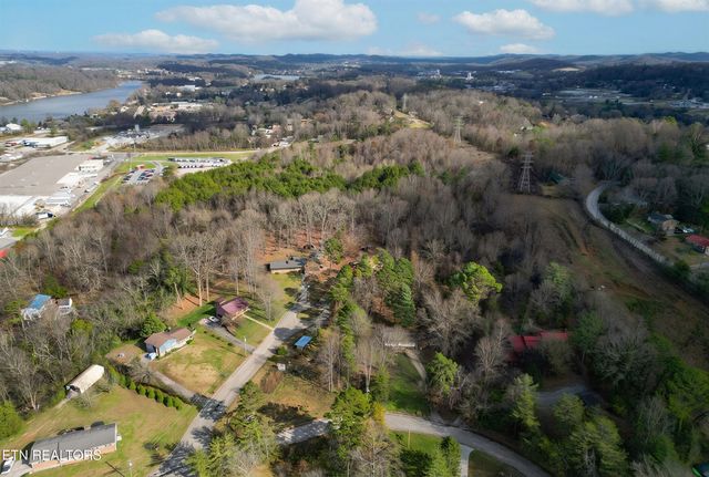 1550 Johnathan Drive, Louisville, TN 37777