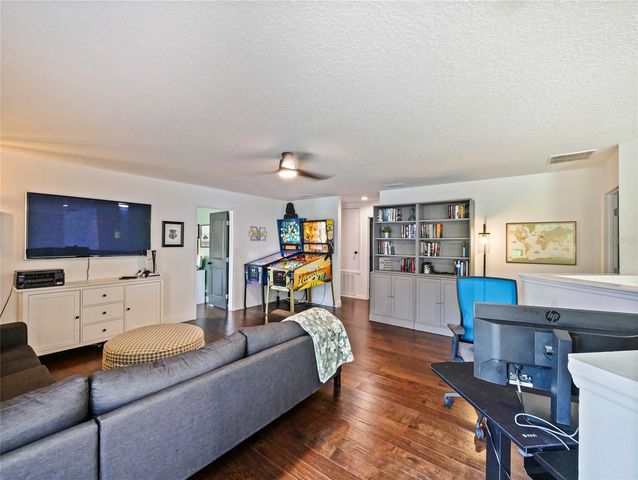 1618 WRENTHAM CT, Winter Springs, FL 32708