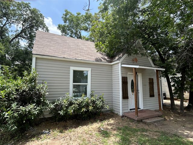 600 E Robert Street, Fort Worth, TX 76104