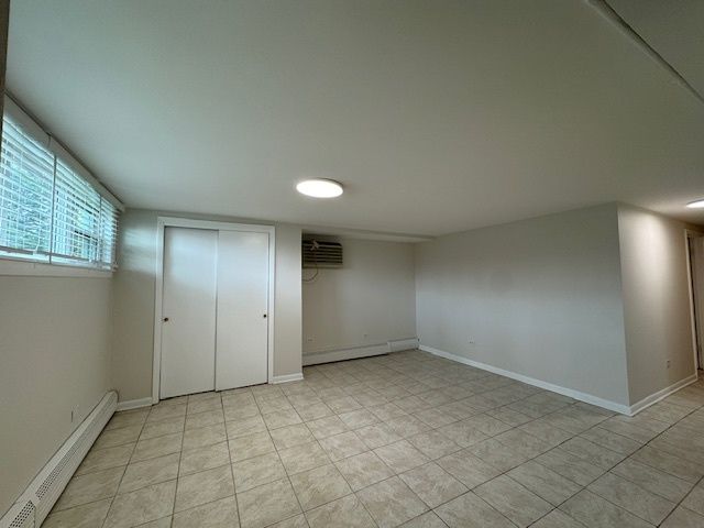 8006 W Addison Street G, Chicago, IL 60634