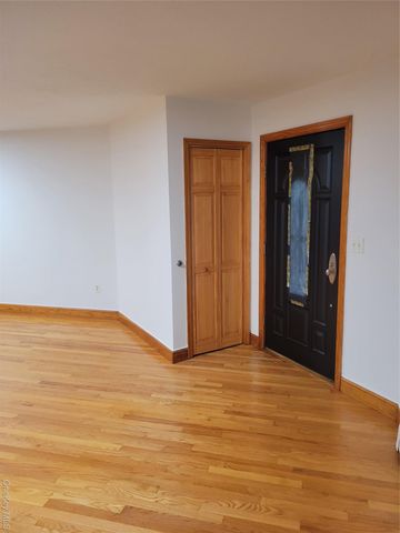 6006 172nd Street, Fresh Meadows, NY 11365