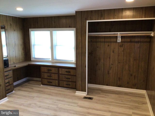 5222 GRAHAM DR, Morrisville, PA 19067