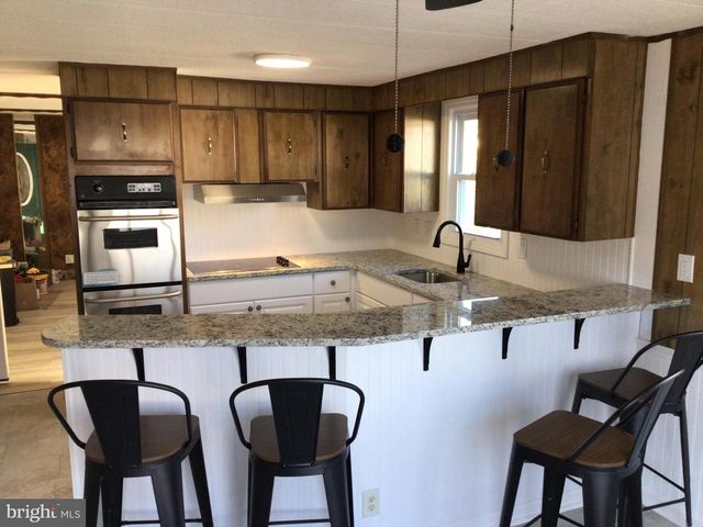 5222 GRAHAM DR, Morrisville, PA 19067