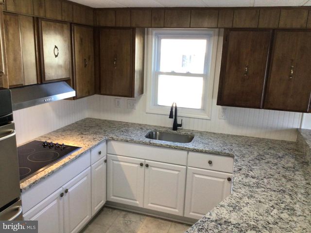 5222 GRAHAM DR, Morrisville, PA 19067
