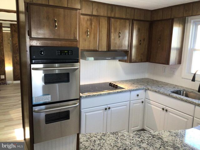 5222 GRAHAM DR, Morrisville, PA 19067