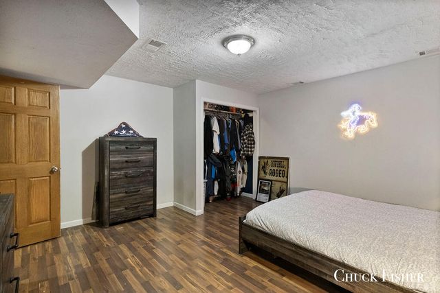 7389 Hidden Forest Court, Hudsonville, MI 49426