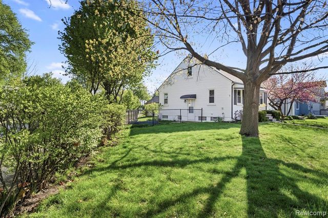 23080 Audette Street, Dearborn, MI 48124