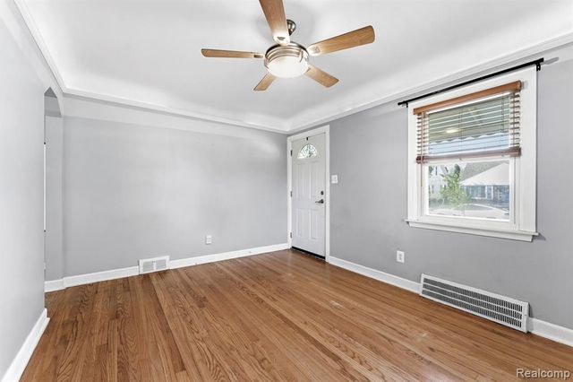 23080 Audette Street, Dearborn, MI 48124