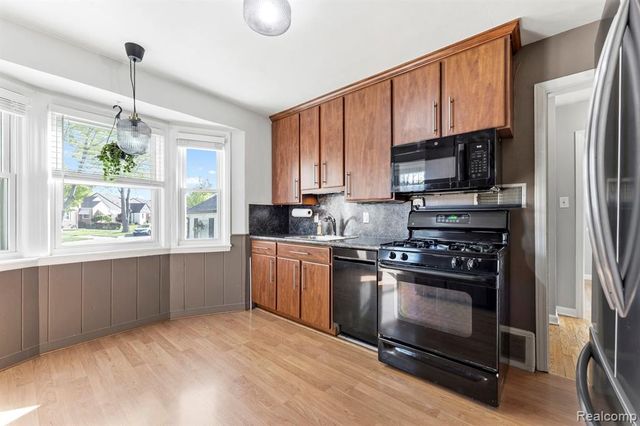 23080 Audette Street, Dearborn, MI 48124
