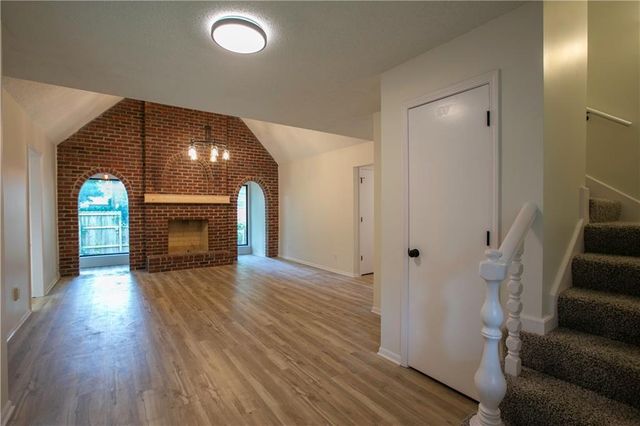 115 N PARK Drive, Raymore, MO 64083