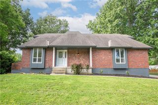 115 N PARK Drive, Raymore, MO 64083