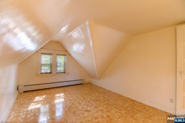 35 E Pierrepont Avenue, Rutherford, NJ 07070