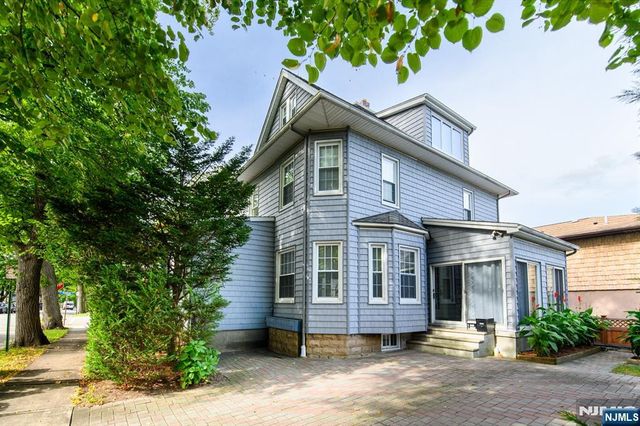 35 E Pierrepont Avenue, Rutherford, NJ 07070