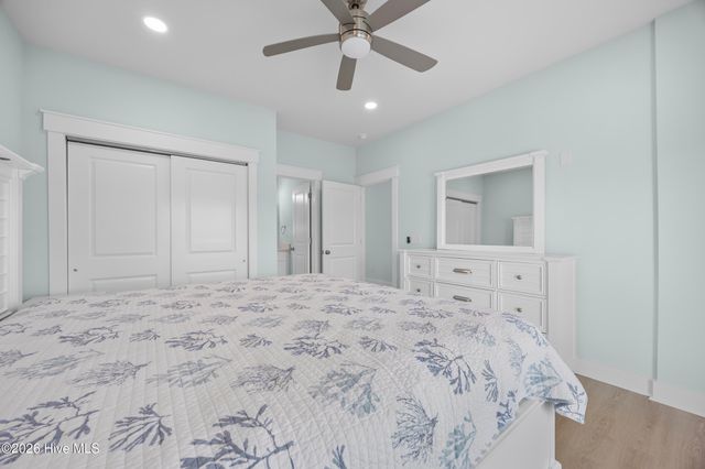 24 Porpoise Place, N Topsail Beach, NC 28460
