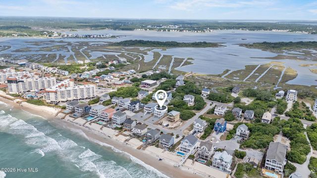 24 Porpoise Place, N Topsail Beach, NC 28460