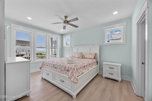 24 Porpoise Place, N Topsail Beach, NC 28460