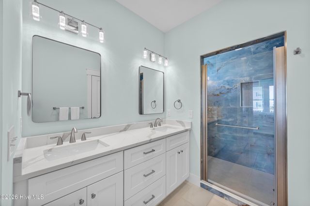 24 Porpoise Place, N Topsail Beach, NC 28460