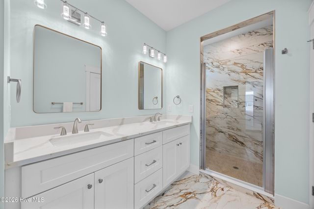 24 Porpoise Place, N Topsail Beach, NC 28460