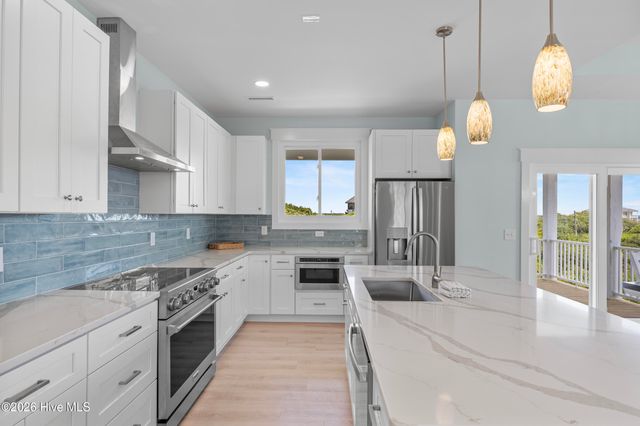 24 Porpoise Place, N Topsail Beach, NC 28460