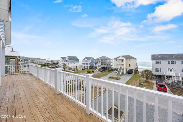 24 Porpoise Place, N Topsail Beach, NC 28460