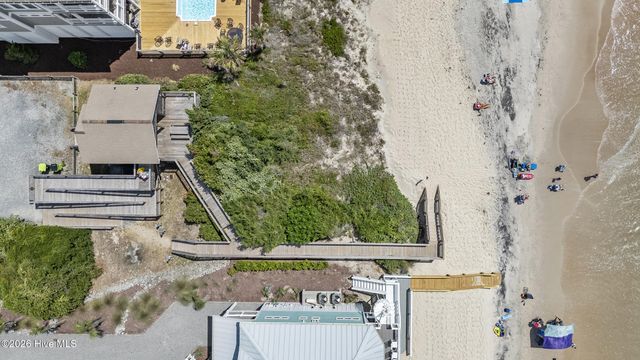 24 Porpoise Place, N Topsail Beach, NC 28460