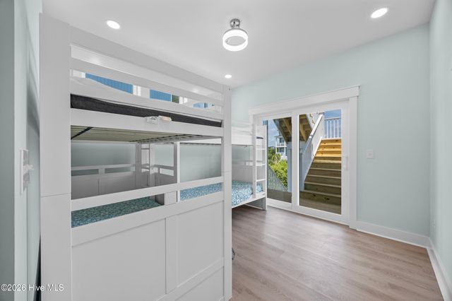 24 Porpoise Place, N Topsail Beach, NC 28460