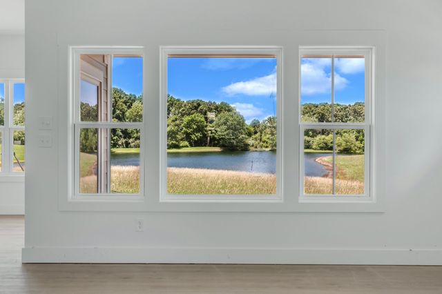 1171 Abiff Rd, Bon Aqua, TN 37025